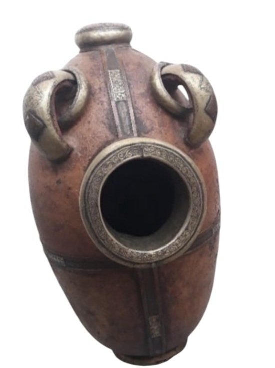 vintage. Other - Beautiful Vintage Moroccan butter churn made of clay and copper